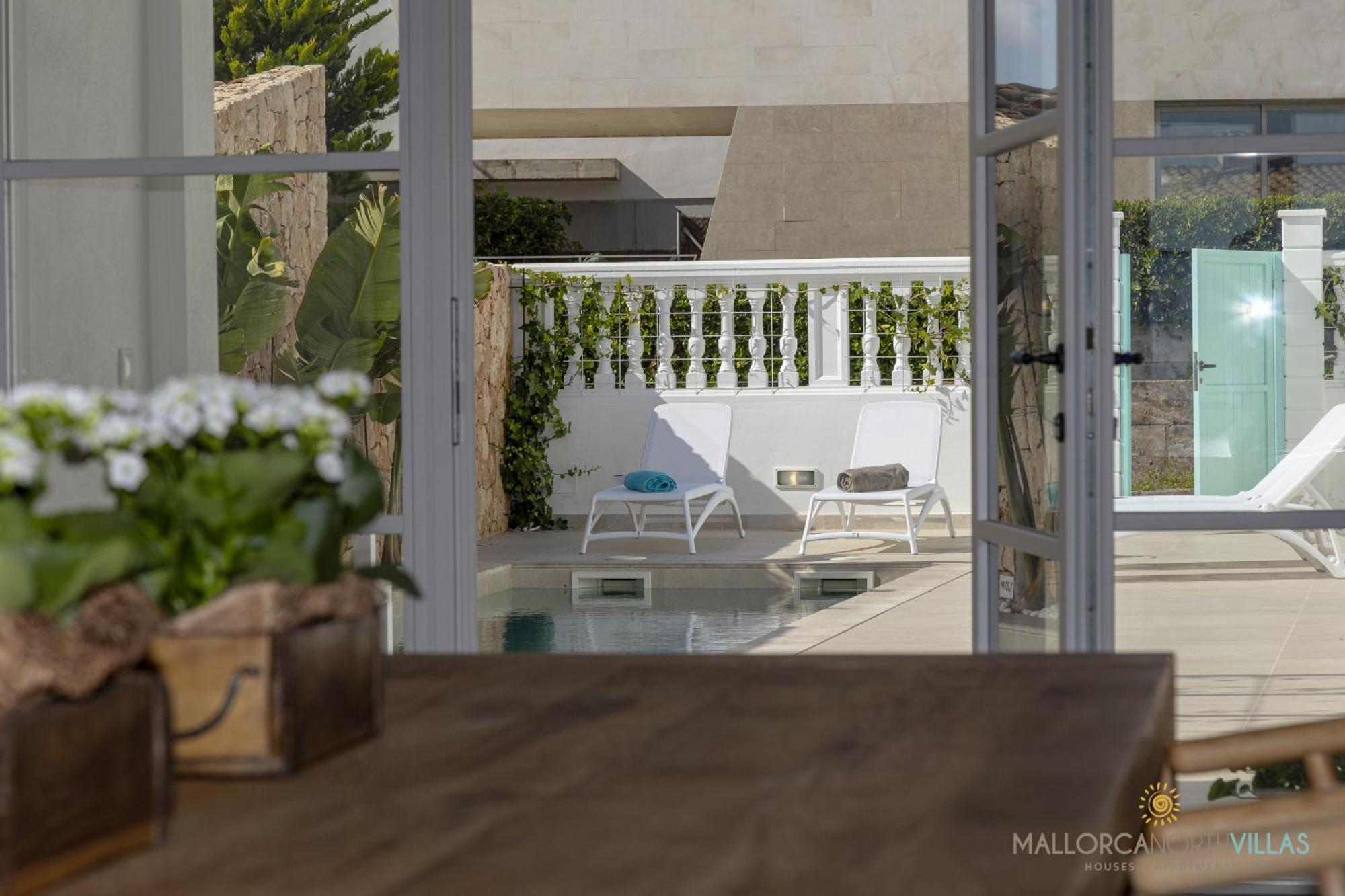 Veles Dos Alcudia (Mallorca)